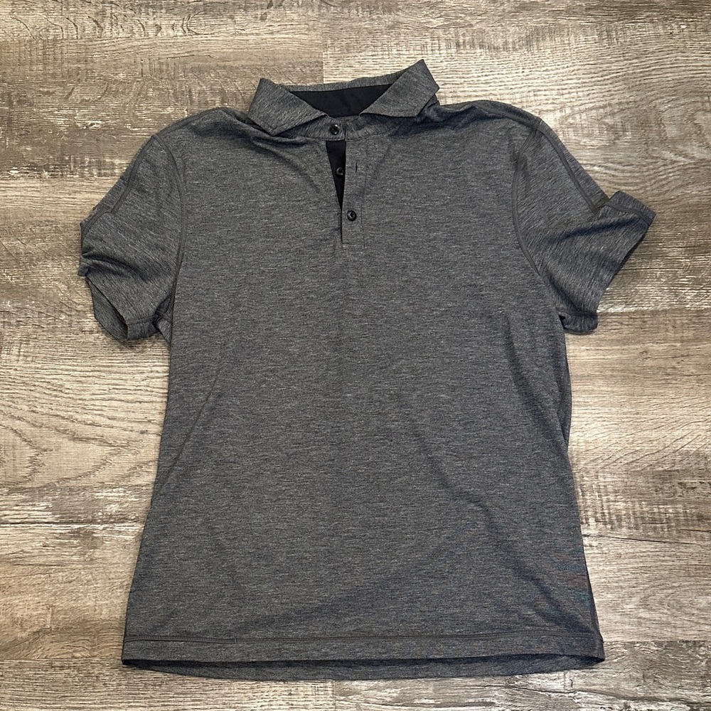 Lululemon Men's Medium Gray‎ Polo Shirt